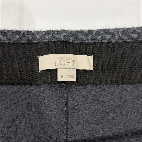 3 skirts - Picture 8 of 8